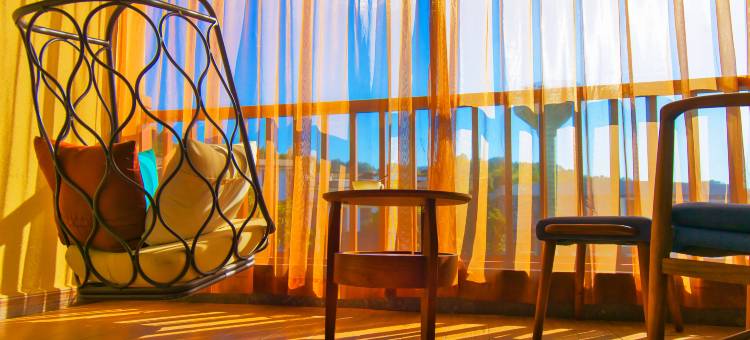 凤凰等你来三生三世江景庭院民宿(凤凰古城沱江店)图片