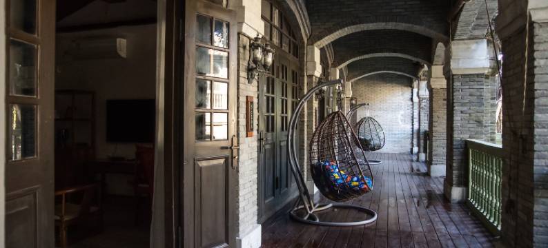 飘琳客栈(海口观澜湖华谊冯小刚电影公社店)图片