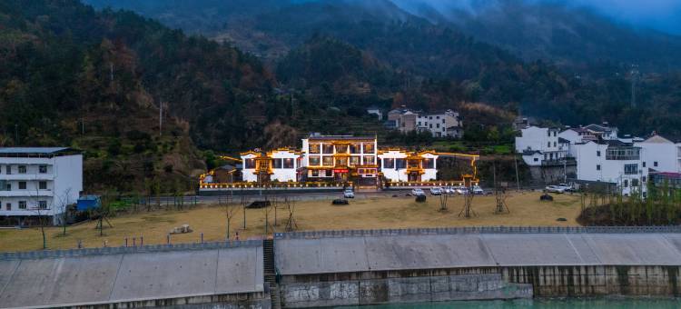 赵家大院·江边独栋民宿(宜昌三峡大坝景区店)图片