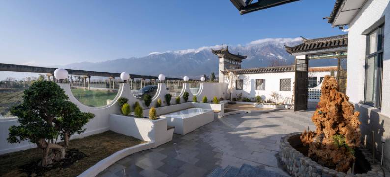 洱畔月民宿图片