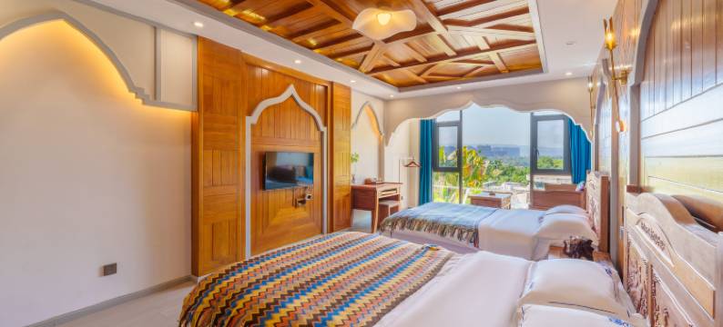 西双版纳三和居望江客栈图片