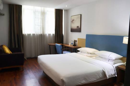 精途酒店(武汉长丰大道园博园店)