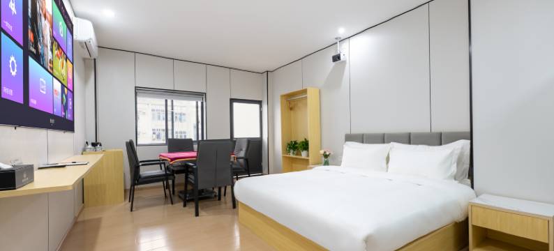 星空云朵公寓(石岩宏发大世界店)图片