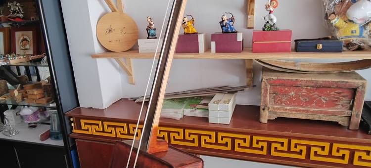 火山草原查干敖包度假营图片