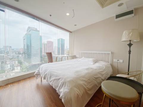 携客公寓(中山大学眼科中心医院区庄店)