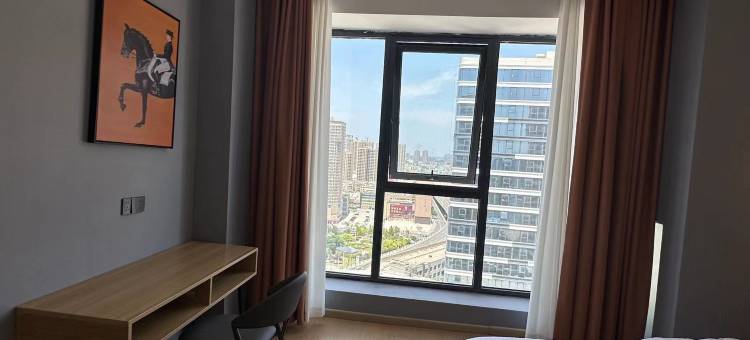 鹭岛轻奢酒店(商丘中环广场高铁火车站店)图片