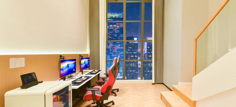 云电竞·复式影音智能酒店(贵阳观山湖国际会展中心店)图片