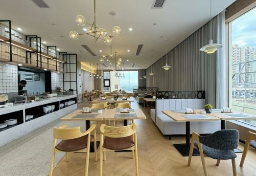 Country Inn & Suites By Radisson Leizhou Xihu Wuheng Road Store Hotel Overview