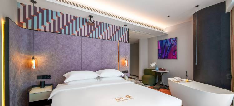 LBED SKYLINE天际线酒店(苏州山塘街石路地铁站店)图片