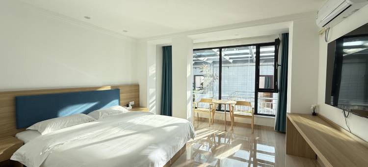 简一民宿(包头火车站店)图片