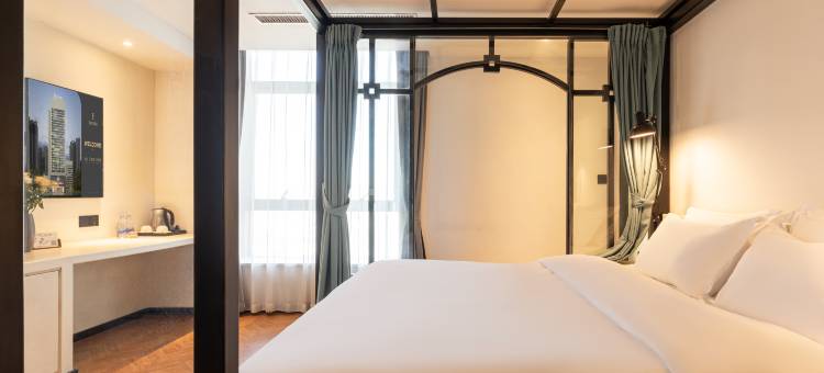 艺龙安云酒店(杭州滨江浙江商业职业技术学院店)图片