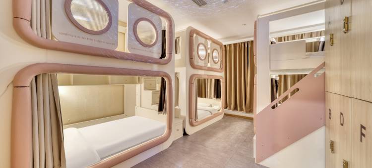 星城空禅精品社交青年旅社(杭州婺江路地铁站店)图片