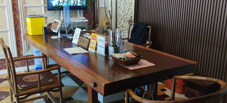 西安冯立酒店(西安回民街洒金桥地铁站店)图片