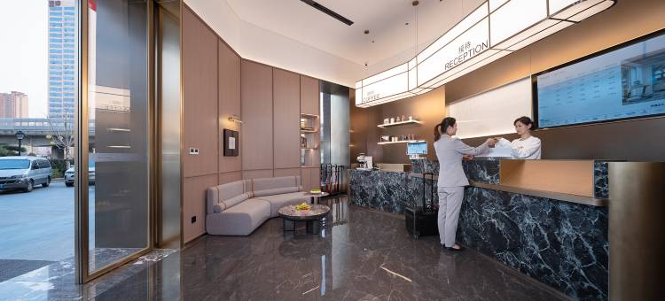 柏曼酒店(无锡长江北路太湖花园地铁站店)图片
