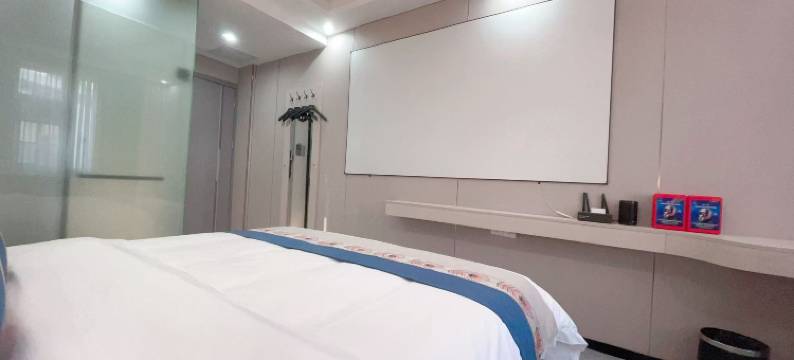 嘉途简居酒店(珠海香洲公交总站优特汇店)图片