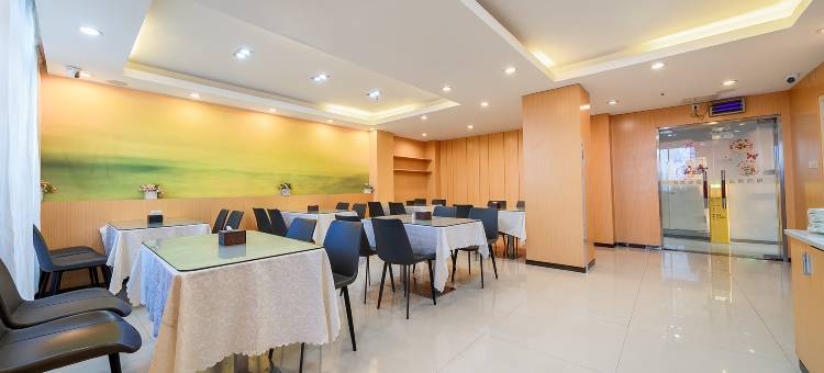 福临酒店(咸宁火车站店)图片