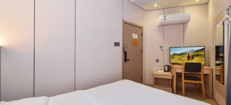 恒8连锁酒店(贵阳二戈寨店)图片