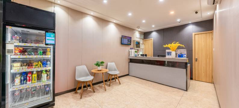 全优美家精选酒店(杭州龙湖紫荆天街三墩地铁站店)图片
