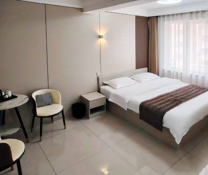 尚达快捷宾馆(通辽火车站九中夜市店)