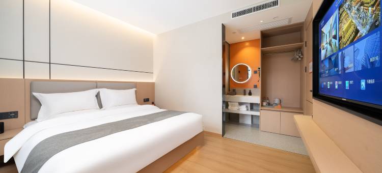 逸云酒店(老城根Gpark景曜门地铁站店)图片