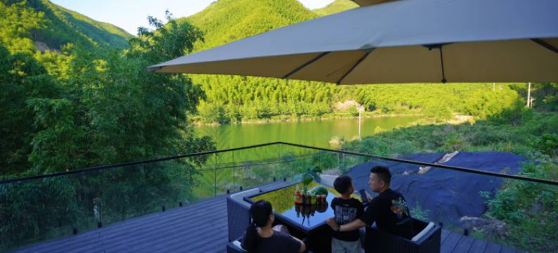 安吉水雲轩·山野溯溪漂流亲子度假美宿图片