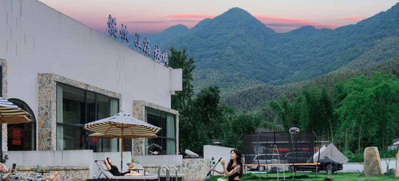 忆时光丨枕溪上·伴山草坪ins风美宿(皖南川藏线月亮湾景区店)图片