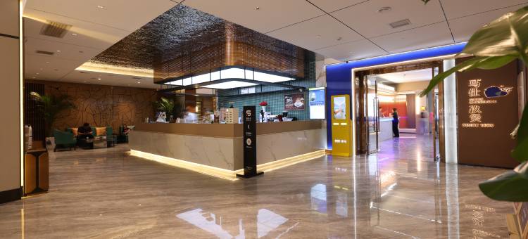 富士丽雅酒店(喀什古城人民广场店)图片