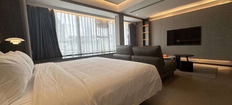 深圳馨巢轻奢公寓(海上世界店)图片