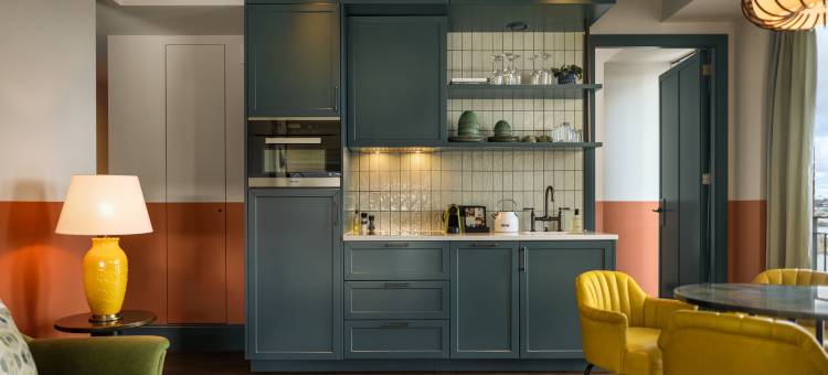 七月 - 船只和公司(The July - Boat & Co)图片