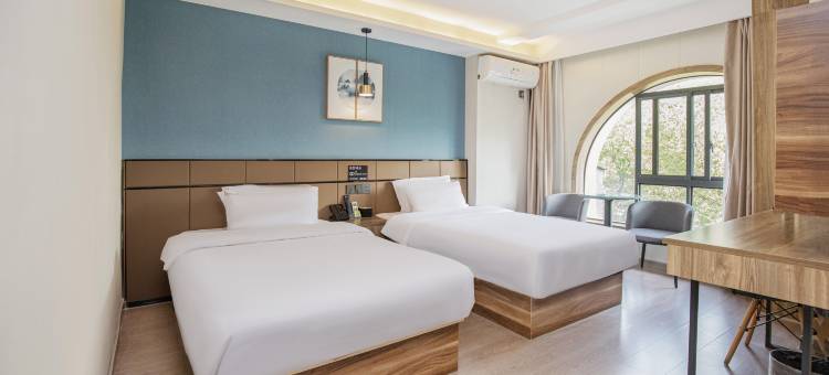 咖居酒店(巢湖万达新都华庭店)图片