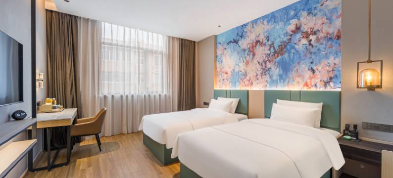 艺龙万国酒店(无锡荣巷地铁站梅园景区店)图片