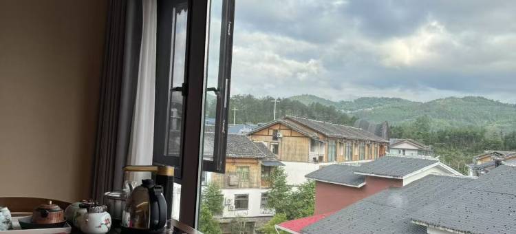 云上简里民宿(荔波小七孔景区东门售票大厅店)图片