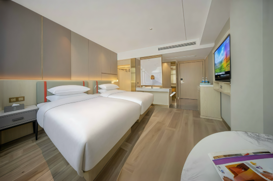 金华铂豪酒店(浙江贸易学校外滩商业广场保集校区店)