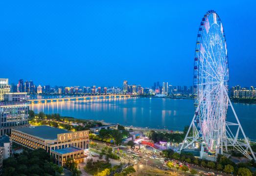 桔子酒店（南昌红谷滩万象城店）外景图