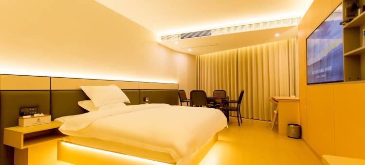 禾子酒店(朱提文化公园店)图片