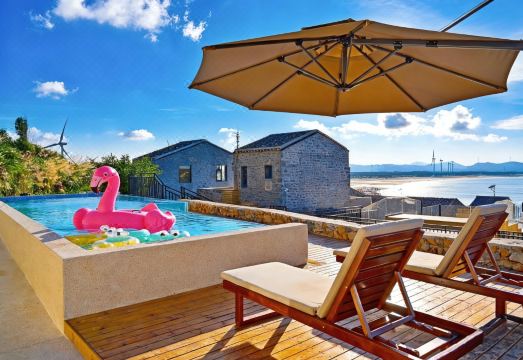 Pingtan Leisure Fun Sunset Seaview Holiday Homestay (Changjiangao Beach Branch) over view