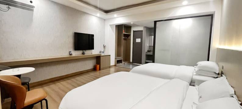 建水悦邻酒店(古城小火车店)图片