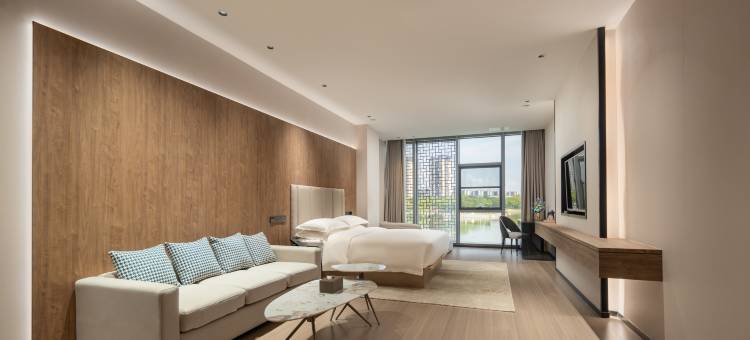 花筑·映月湖畔酒店(无锡东站映月湖公园店)图片