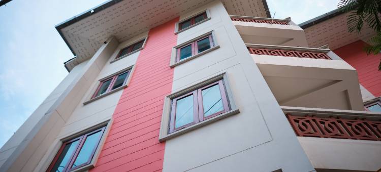 乔拉达兰纳酒店(Chorlada Lanna Hotel)图片