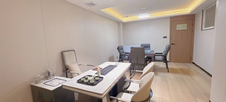 东莞莲峰酒店(寮步松湖智谷产业园店)图片