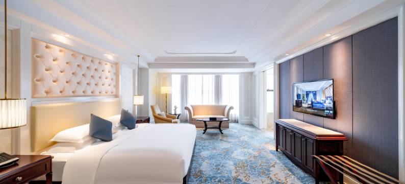 Smile·凤凰大酒店(遵义国贸春天百货购物中心店)图片