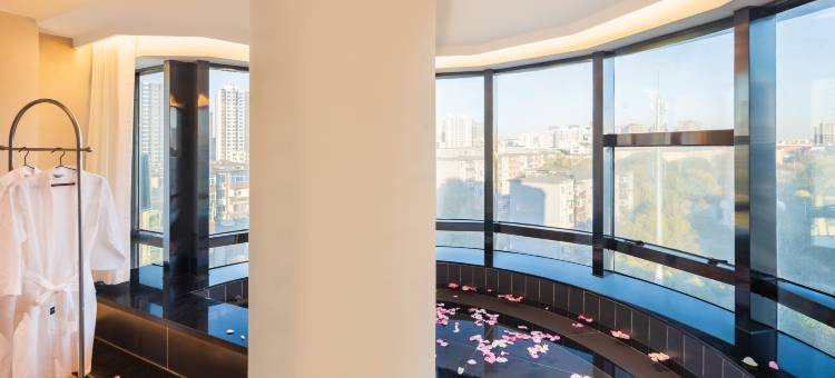 摩尔酒店(沈阳南塔鞋城陆军总院店)图片