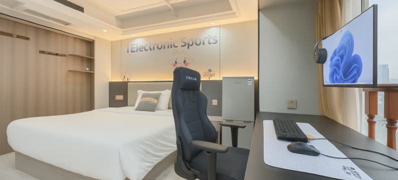 优恩电竞酒店(重庆弹子石国际社区店)图片