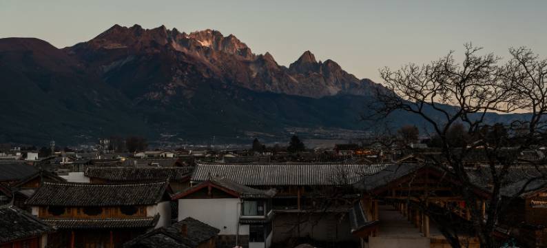 玲舍·雪岚｜日照金山·空中花园·枕星牧野·檐牙窥雪·VILLA图片