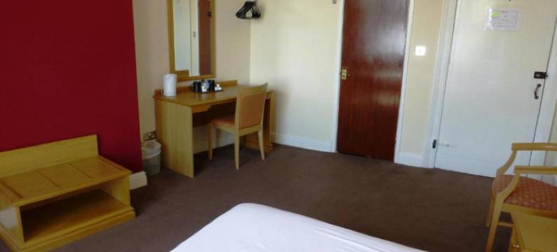 Esplanade Hotel - Clacton On Sea (Beachfront Hotel) by OYO图片