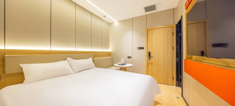 布丁严选酒店(中山桥西关地铁站店)图片