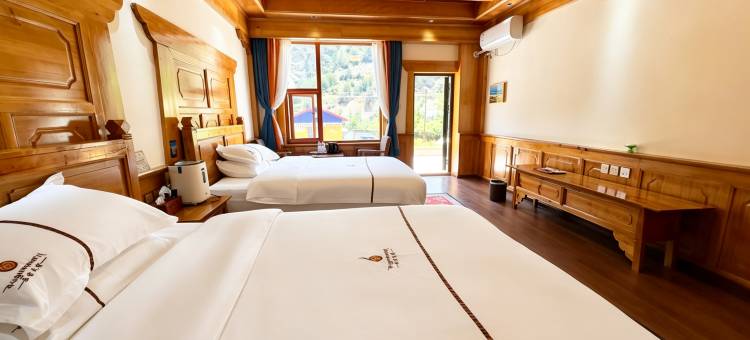 雅江乐杰仓民宿图片