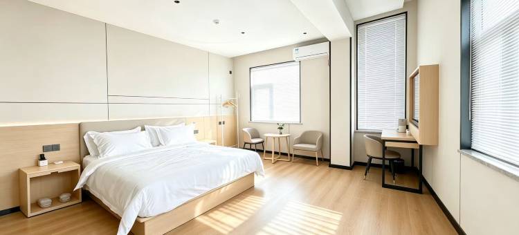 如家UP华驿精选酒店(张家口康保县康巴诺尔湿地公园店)图片