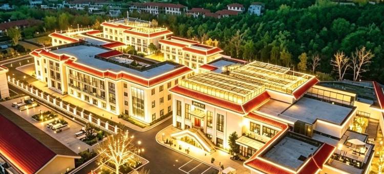 泰安通用风华度假中心(天外村红门景区店)图片