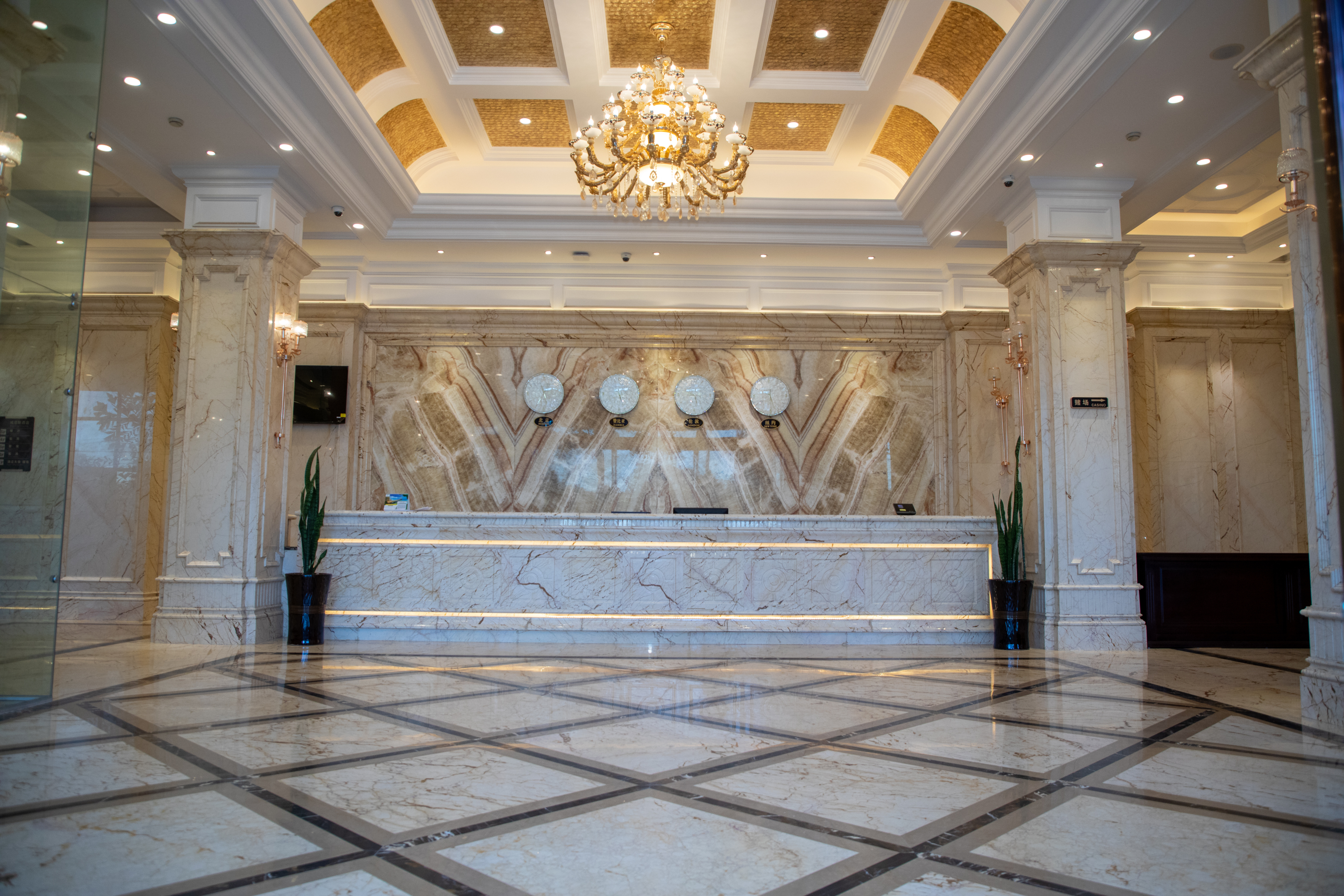 The Venetian Hotel Over view